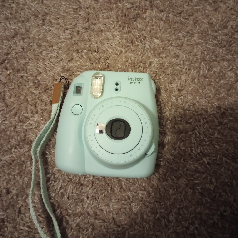 Polaroid